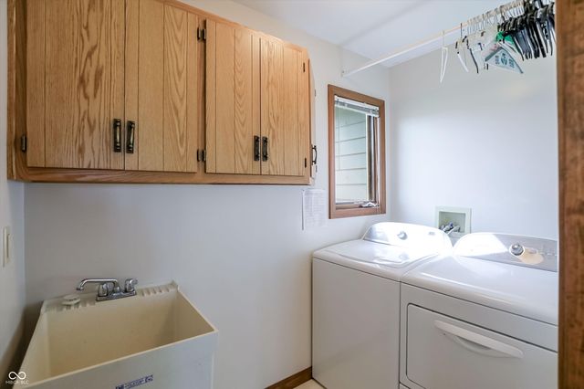 1076 Chipmunk Lane, Pendleton, IN 46064