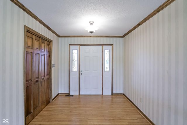 1076 Chipmunk Lane, Pendleton, IN 46064