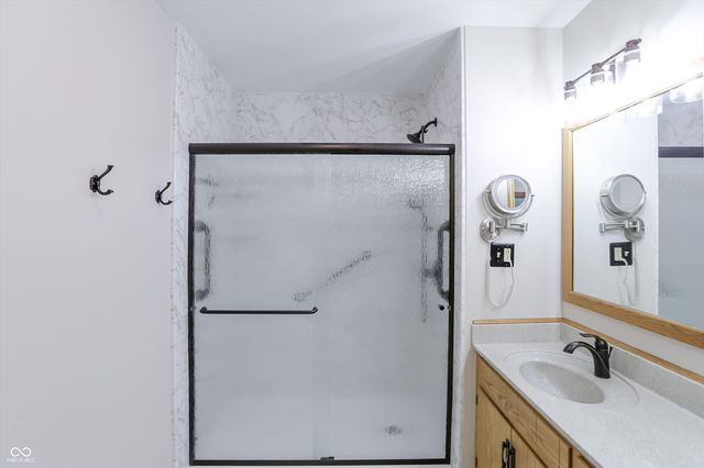 1076 Chipmunk Lane, Pendleton, IN 46064