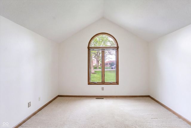 1076 Chipmunk Lane, Pendleton, IN 46064