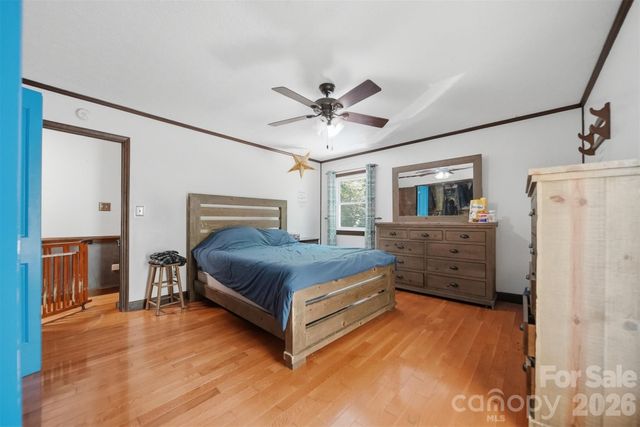 1924 Braswell Place, Lenoir, NC 28645