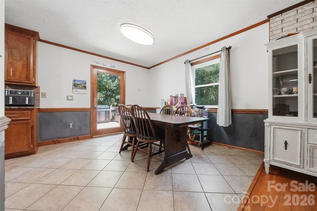 1924 Braswell Place, Lenoir, NC 28645