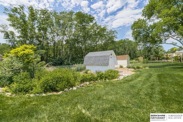15605 Valley Street, Omaha, NE 68130