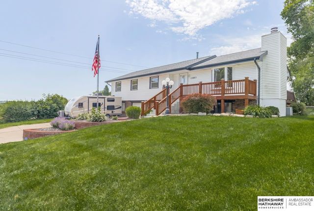 15605 Valley Street, Omaha, NE 68130