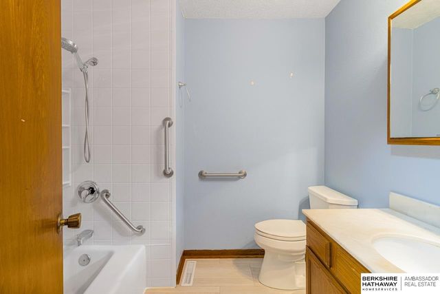 15605 Valley Street, Omaha, NE 68130