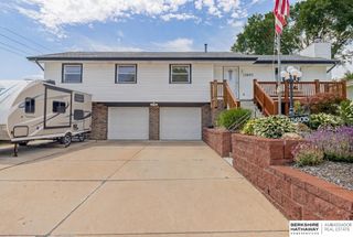 15605 Valley Street, Omaha, NE 68130