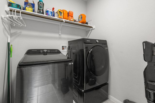 6402 Rafferty LN, Austin, TX 78747