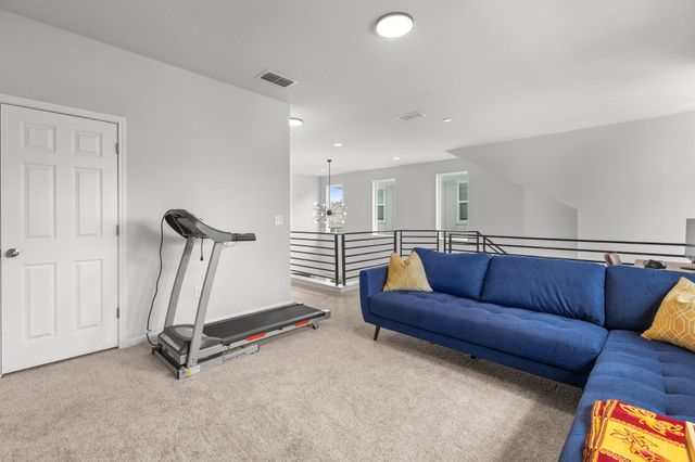 6402 Rafferty LN, Austin, TX 78747