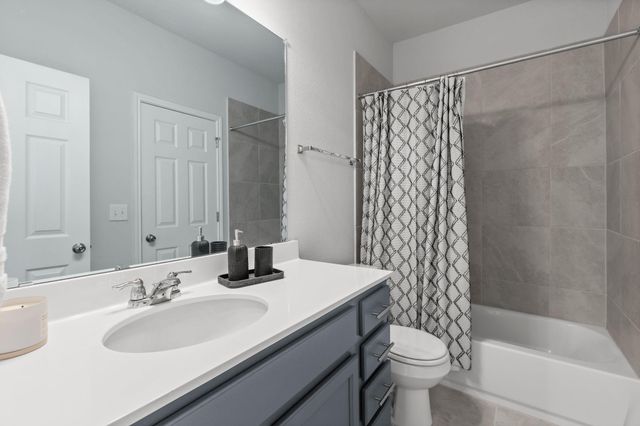 6402 Rafferty LN, Austin, TX 78747