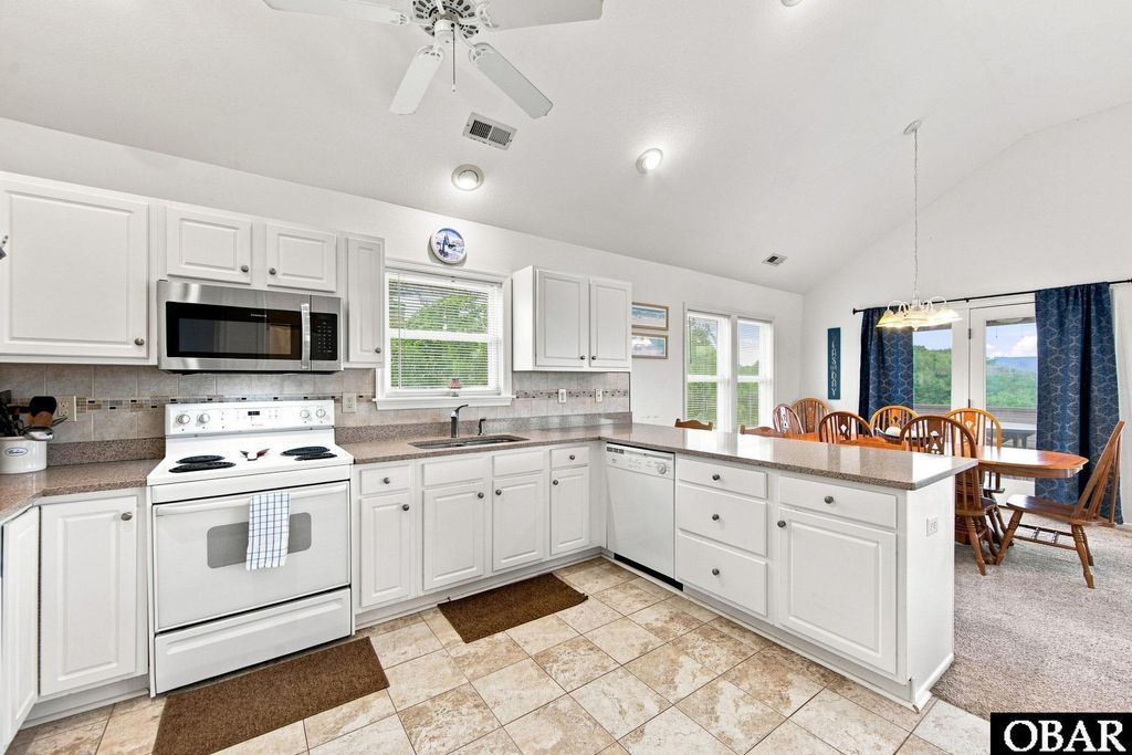 Image 15 of property listing at 1341 Duck Road, Duck, NC 27949
