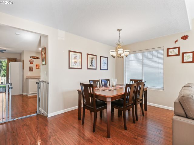 4888 Se ANTELOPE HILLS Dr, Gresham, OR 97080