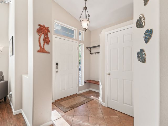 4888 Se ANTELOPE HILLS Dr, Gresham, OR 97080