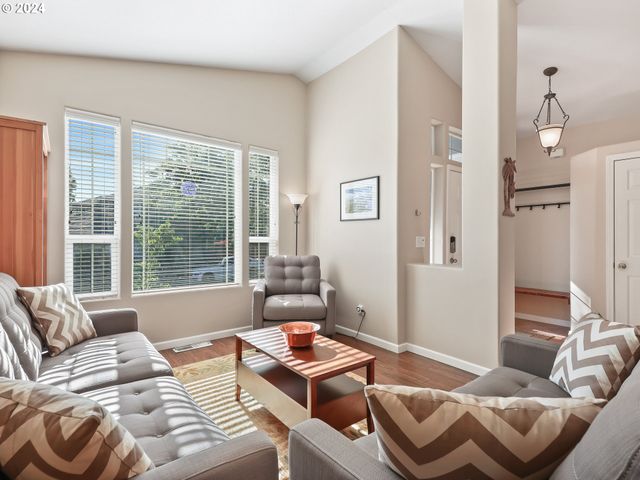 4888 Se ANTELOPE HILLS Dr, Gresham, OR 97080