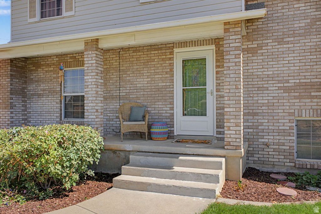3392 S 4700 W, West Haven, UT 84401 — photo 2