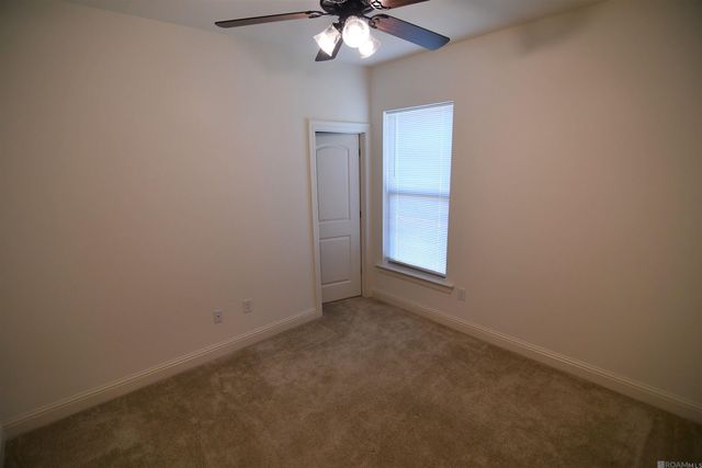 7108 Kenilworth Crossing Ave, Baton Rouge, LA 70820