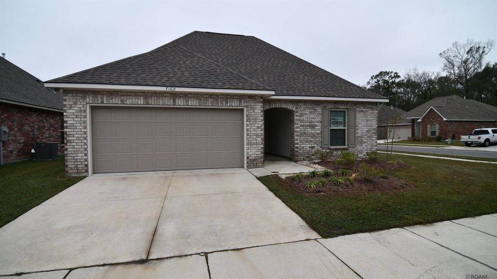 7108 Kenilworth Crossing Ave, Baton Rouge, LA 70820