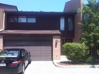 1723 Wildberry Drive C, Glenview, IL 60025