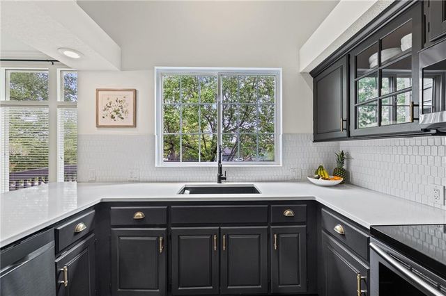 5147 Payne Street, Shawnee, KS 66226