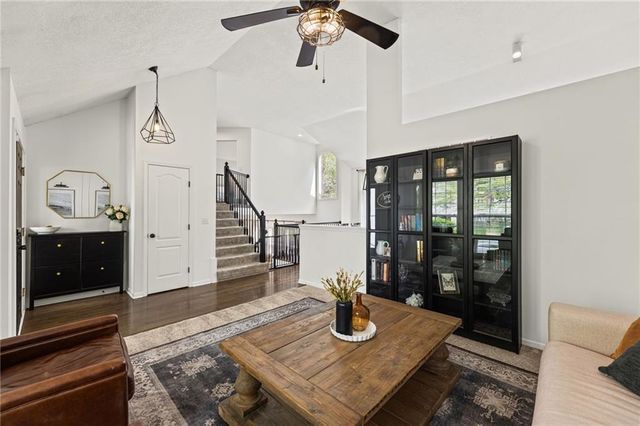 5147 Payne Street, Shawnee, KS 66226
