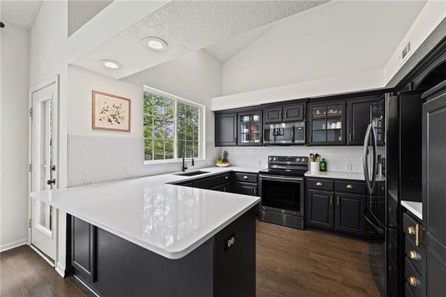 5147 Payne Street, Shawnee, KS 66226