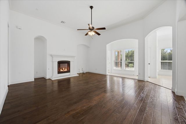 3909 Whitman Drive, Rockwall, TX 75087