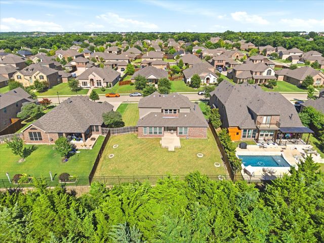 3909 Whitman Drive, Rockwall, TX 75087