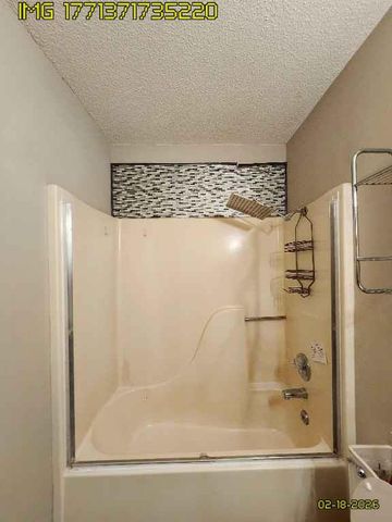 916 Christie Court, Lawrence, KS 66049