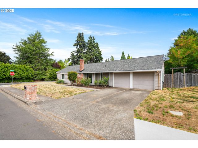 18775 Sw SHELLY St, Beaverton, OR 97078