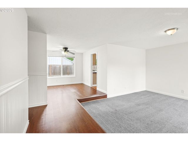 18775 Sw SHELLY St, Beaverton, OR 97078