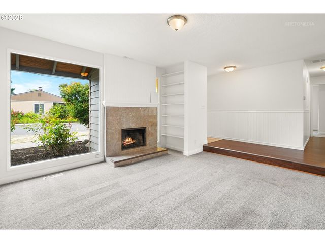 18775 Sw SHELLY St, Beaverton, OR 97078