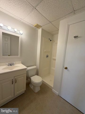 2998 COVINGTON ST, Fairfax, VA 22031