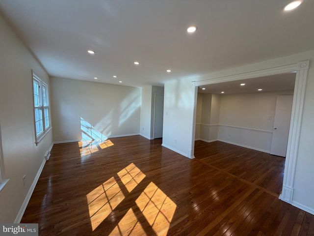 2998 COVINGTON ST, Fairfax, VA 22031