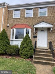 2998 COVINGTON ST, Fairfax, VA 22031