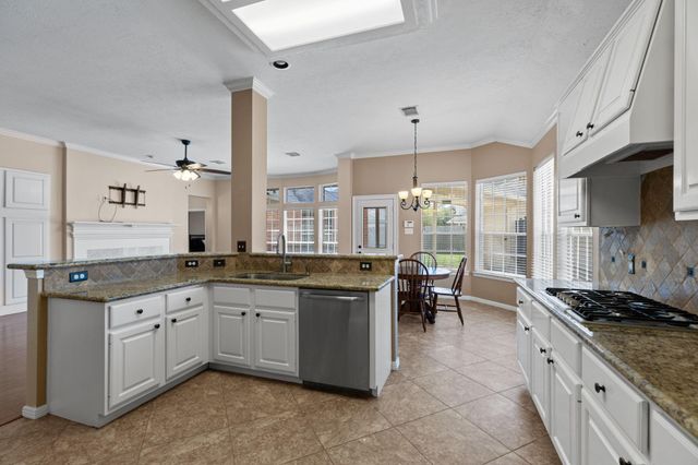 16703 Mystic Harbor Lane, Houston, TX 77095