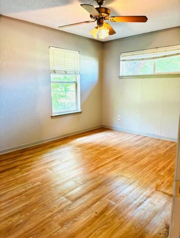 606 Laurence Drive, Heath, TX 75032