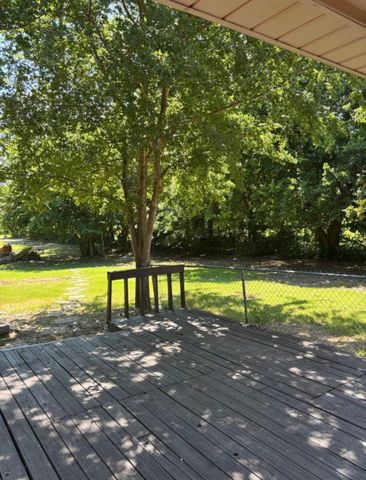 606 Laurence Drive, Heath, TX 75032