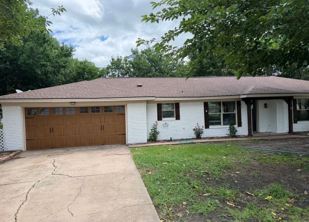 606 Laurence Drive, Heath, TX 75032
