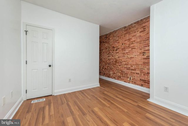 2520 E EAGER ST, Baltimore, MD 21205