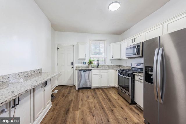 2520 E EAGER ST, Baltimore, MD 21205