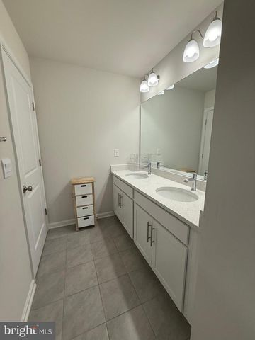 11700 WYNNIFRED PL, Glenn Dale, MD 20769