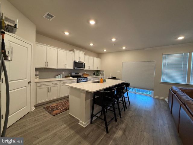 11700 WYNNIFRED PL, Glenn Dale, MD 20769