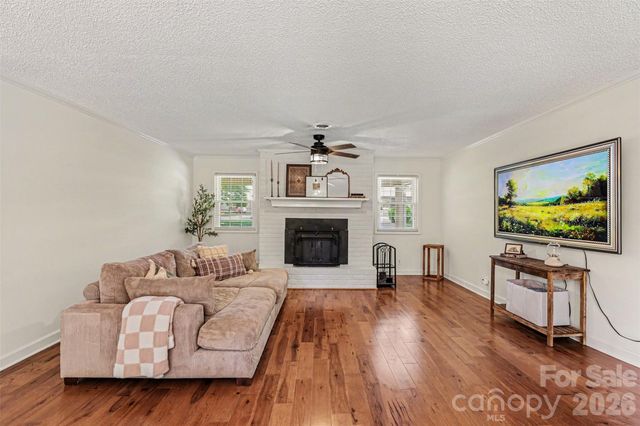 2115 Candlewood Drive NW, Concord, NC 28027