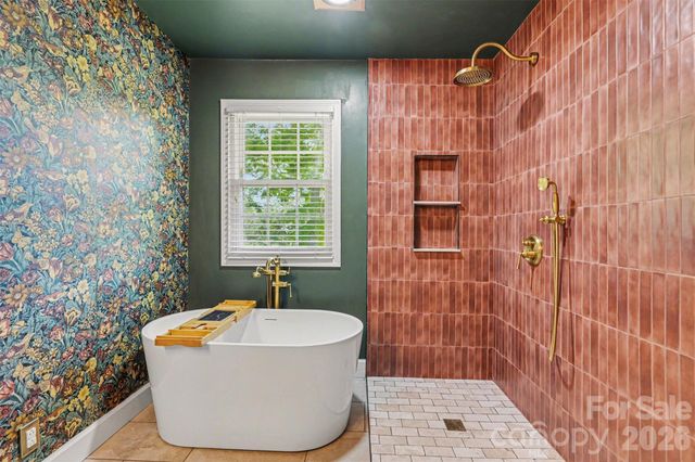 2115 Candlewood Drive NW, Concord, NC 28027