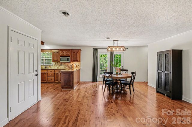 2115 Candlewood Drive NW, Concord, NC 28027