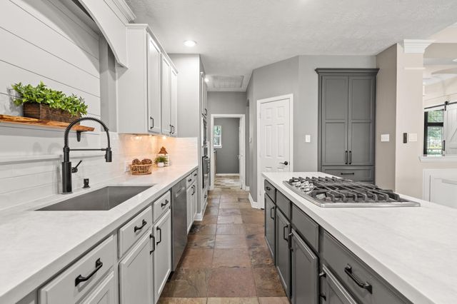 31802 Tall Grass Lane, Fulshear, TX 77441