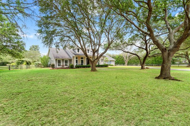 31802 Tall Grass Lane, Fulshear, TX 77441