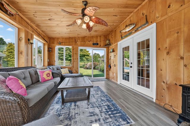 5 Hedges Road, Warwick, NY 10990