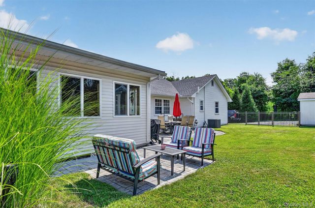 5 Hedges Road, Warwick, NY 10990
