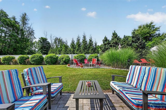 5 Hedges Road, Warwick, NY 10990