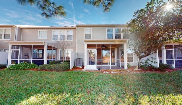 11245 CASTLEMAIN CIRCLE N, Jacksonville, FL 32256